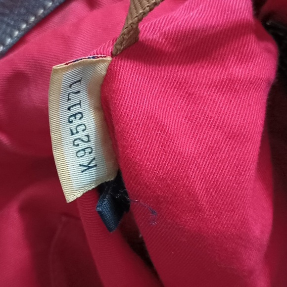 Authentic Dooney & Bourke lg purse in really nice excellent condition!! - Picture 8 of 9